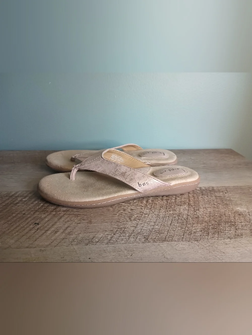 BOC Womens Cadore Metallic Thong Sandals 8 Rose Gold Comfort Beach Travel Vegan - Picture 5 of 12